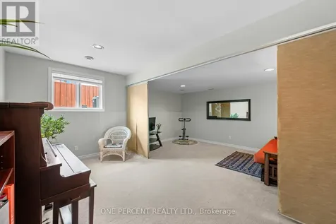 30 Maplehurst Avenue Ottawa ON K2H 9G2