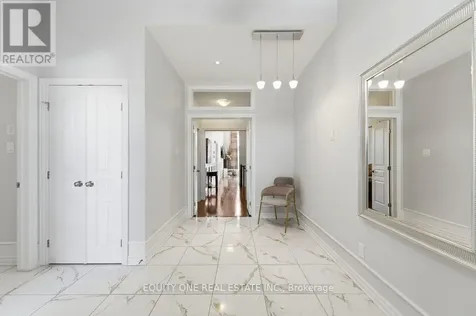 240 Trailgate Street Ottawa ON K1V 0Z9