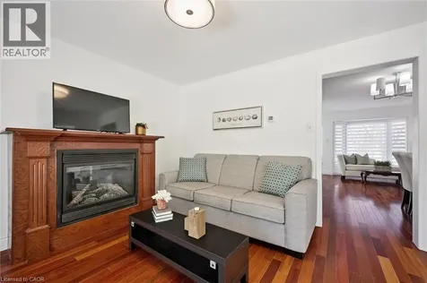 5147 Ravine Crescent Burlington ON L7L 6N3