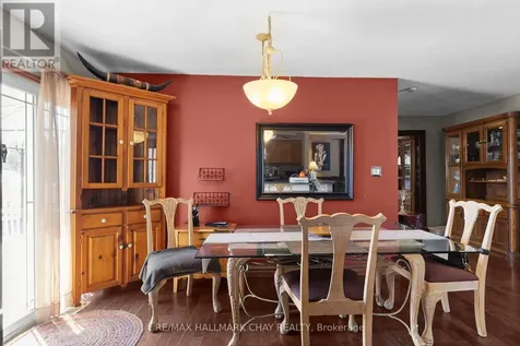 2121 Klondike Park Road Wasaga Beach ON L9Z 2W9