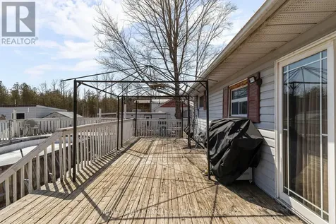 2121 Klondike Park Road Wasaga Beach ON L9Z 2W9