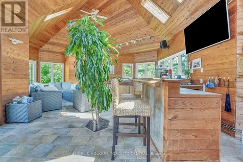 1946 Wilkinson Street Innisfil ON L9S 1X3