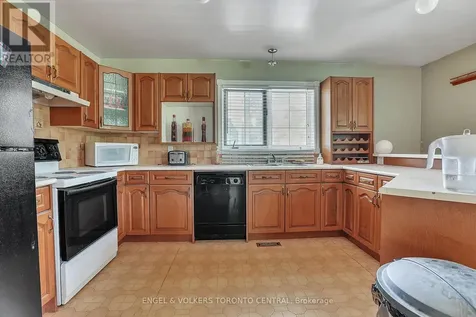 1946 Wilkinson Street Innisfil ON L9S 1X3