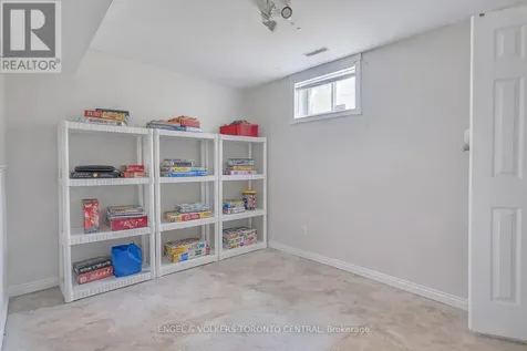 1946 Wilkinson Street Innisfil ON L9S 1X3