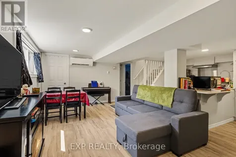 2 Folkstone Court Ottawa ON K1B 4J9