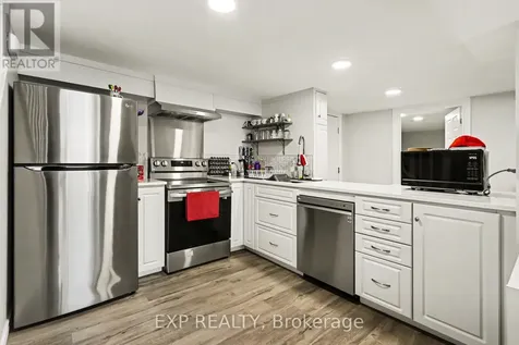 2 Folkstone Court Ottawa ON K1B 4J9