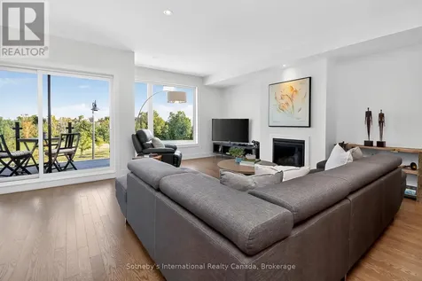 117 Sladden Court Blue Mountains ON N0H 2P0