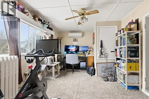 31 Bingeman Street Kitchener ON N2H 2R7