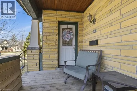 31 Bingeman Street Kitchener ON N2H 2R7