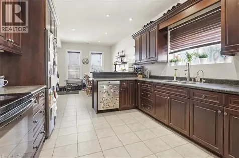 31 Bingeman Street Kitchener ON N2H 2R7