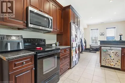 31 Bingeman Street Kitchener ON N2H 2R7