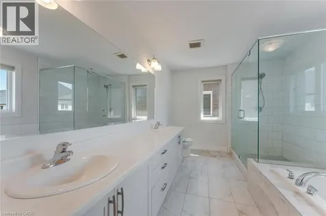 629 Doonwoods Crescent Kitchener ON N2P 0E6