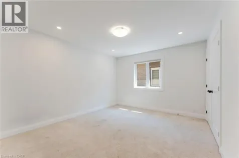 629 Doonwoods Crescent Kitchener ON N2P 0E6