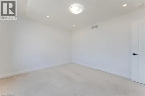 629 Doonwoods Crescent Kitchener ON N2P 0E6
