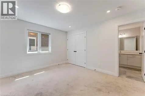 629 Doonwoods Crescent Kitchener ON N2P 0E6