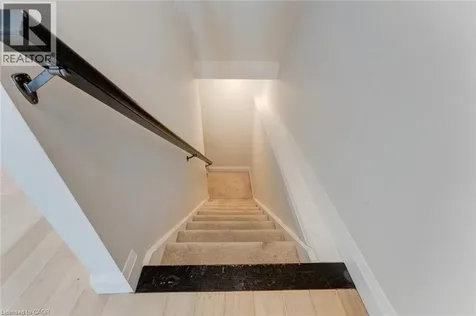 629 Doonwoods Crescent Kitchener ON N2P 0E6