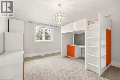 991 Glenwood Avenue Burlington ON L7T 2K1