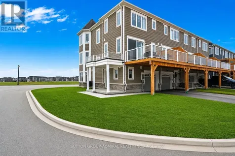 83 Shelburne Avenue Wasaga Beach ON L9Z 0L2