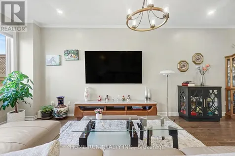 111 Mesa Drive Ottawa ON K2J 6W1