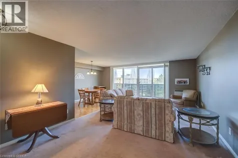 9 Bonheur Court Brantford ON N3P 1Z5
