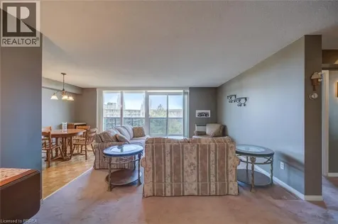 9 Bonheur Court Brantford ON N3P 1Z5