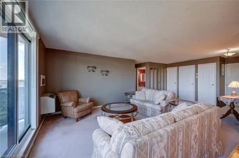 9 Bonheur Court Brantford ON N3P 1Z5