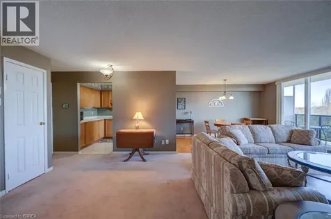 9 Bonheur Court Brantford ON N3P 1Z5