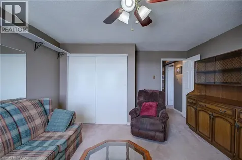9 Bonheur Court Brantford ON N3P 1Z5
