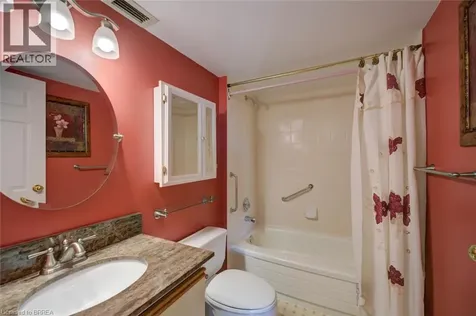 9 Bonheur Court Brantford ON N3P 1Z5