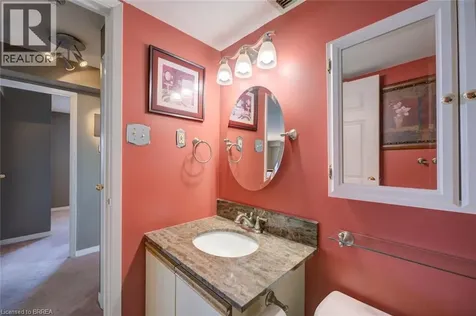 9 Bonheur Court Brantford ON N3P 1Z5