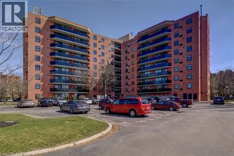 9 Bonheur Court Brantford ON N3P 1Z5