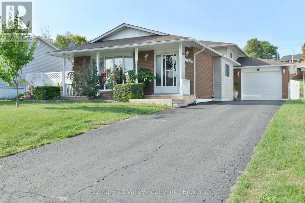862 Kedrosky Drive Renfrew ON K7V 4E2