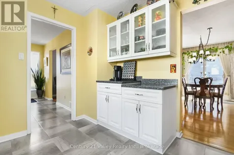 862 Kedrosky Drive Renfrew ON K7V 4E2