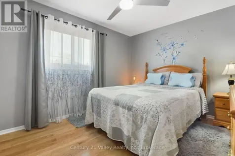 862 Kedrosky Drive Renfrew ON K7V 4E2