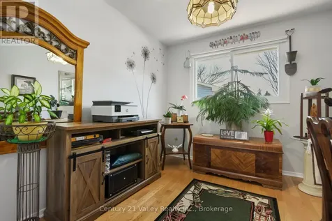 862 Kedrosky Drive Renfrew ON K7V 4E2