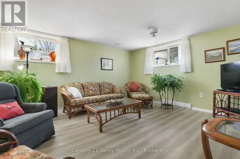 862 Kedrosky Drive Renfrew ON K7V 4E2
