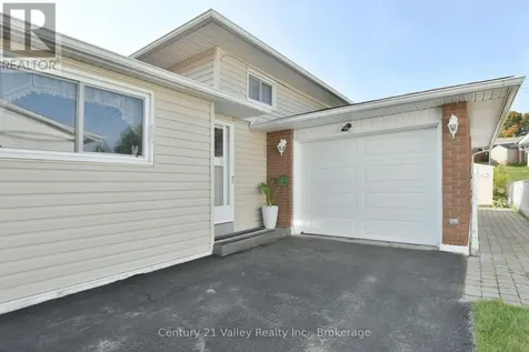 862 Kedrosky Drive Renfrew ON K7V 4E2