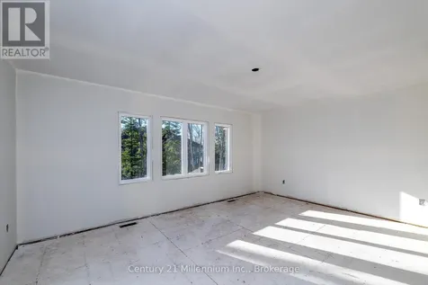 18 Steinway Street Saugeen Shores ON N0H 2L0