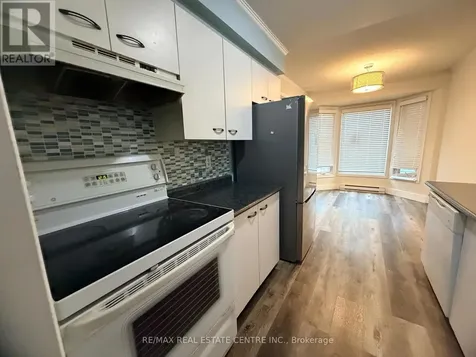 219 Kingswood Drive Kitchener ON N2E 3J5