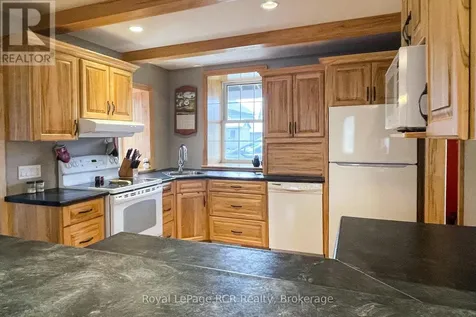 10 Walker Street Brockton ON N0G 2V0
