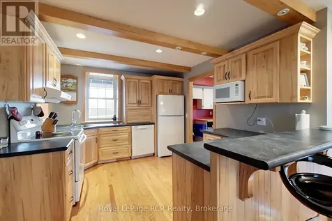 10 Walker Street Brockton ON N0G 2V0