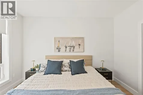 364 Grand Avenue East Chatham ON N7L 1W6