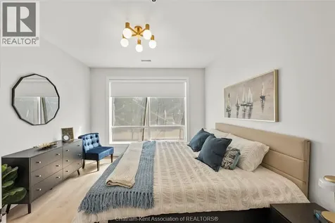 364 Grand Avenue East Chatham ON N7L 1W6