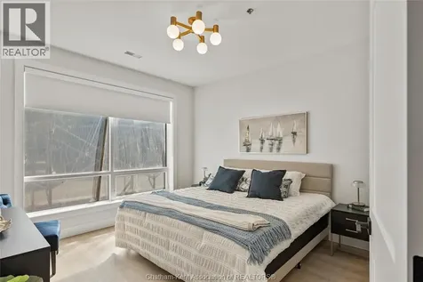 364 Grand Avenue East Chatham ON N7L 1W6