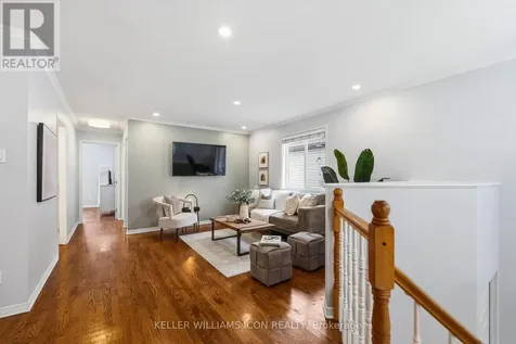 125 Castle Glen Crescent Ottawa ON K2L 4G9