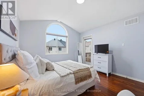 125 Castle Glen Crescent Ottawa ON K2L 4G9