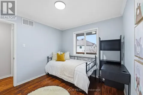 125 Castle Glen Crescent Ottawa ON K2L 4G9