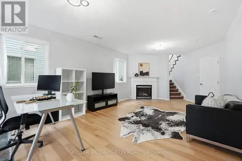 125 Castle Glen Crescent Ottawa ON K2L 4G9