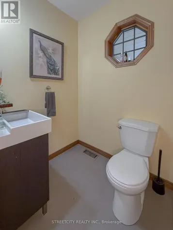 518 Camden Street Chatham-kent ON N0P 1M0