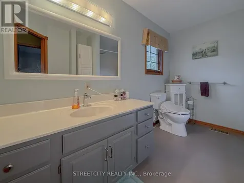 518 Camden Street Chatham-kent ON N0P 1M0